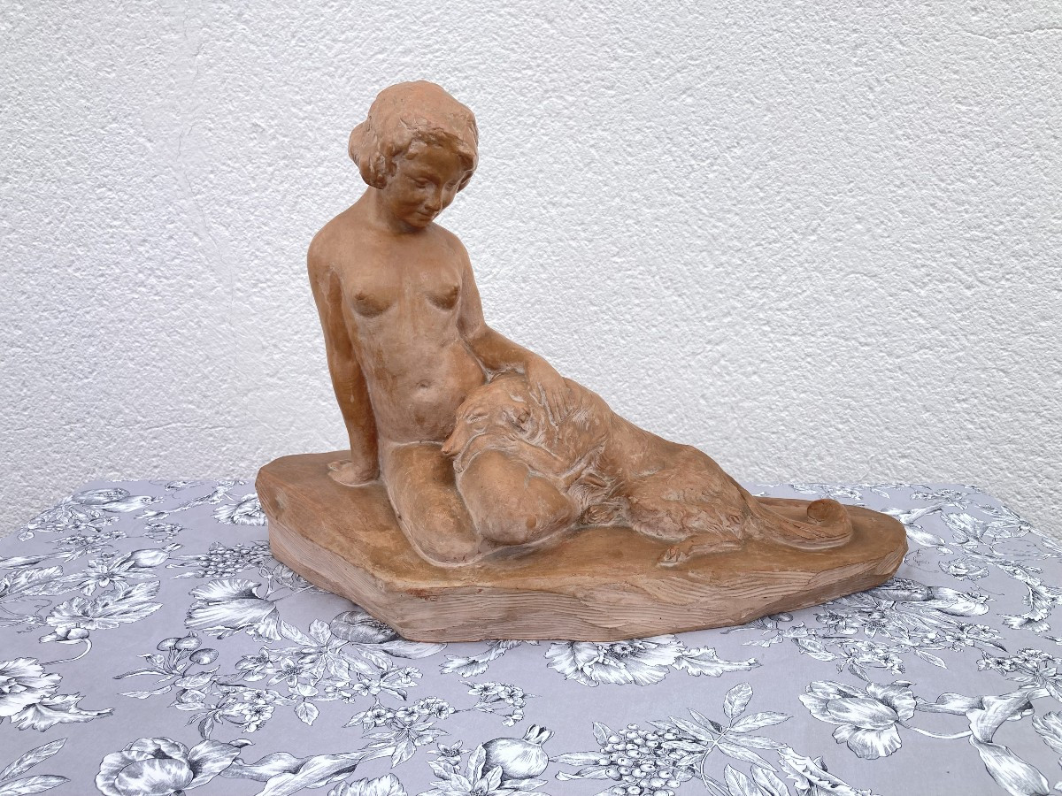 Enrique PACHECO, Jeune Femme au Lévrier Barzoï, 1940, Terre Cuite