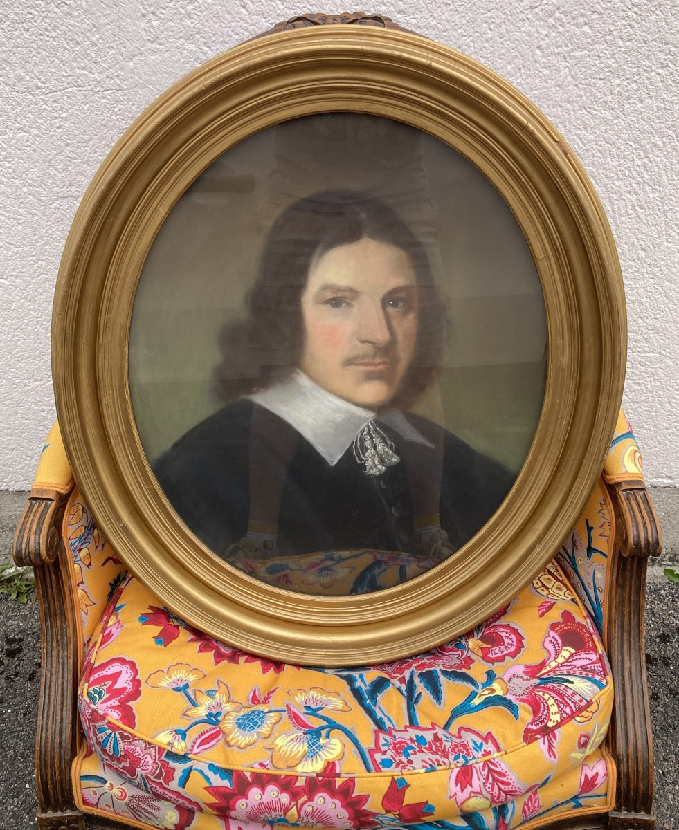 École Française du XIXe siècle, Portrait d'homme au pastel encadré