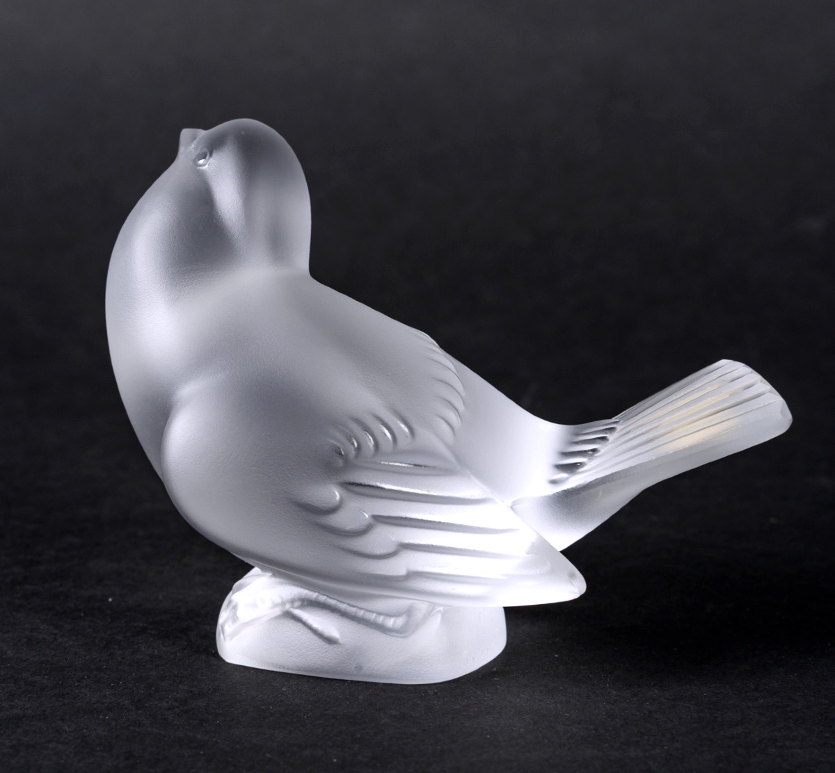 Lalique – Satin Crystal Sparrow “tilted Head” – Pressed Glass Figurine, 20th Century-photo-2