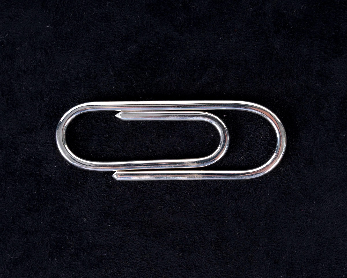 Pince à Billets en Argent Massif – Design Moderne en Forme de Trombone