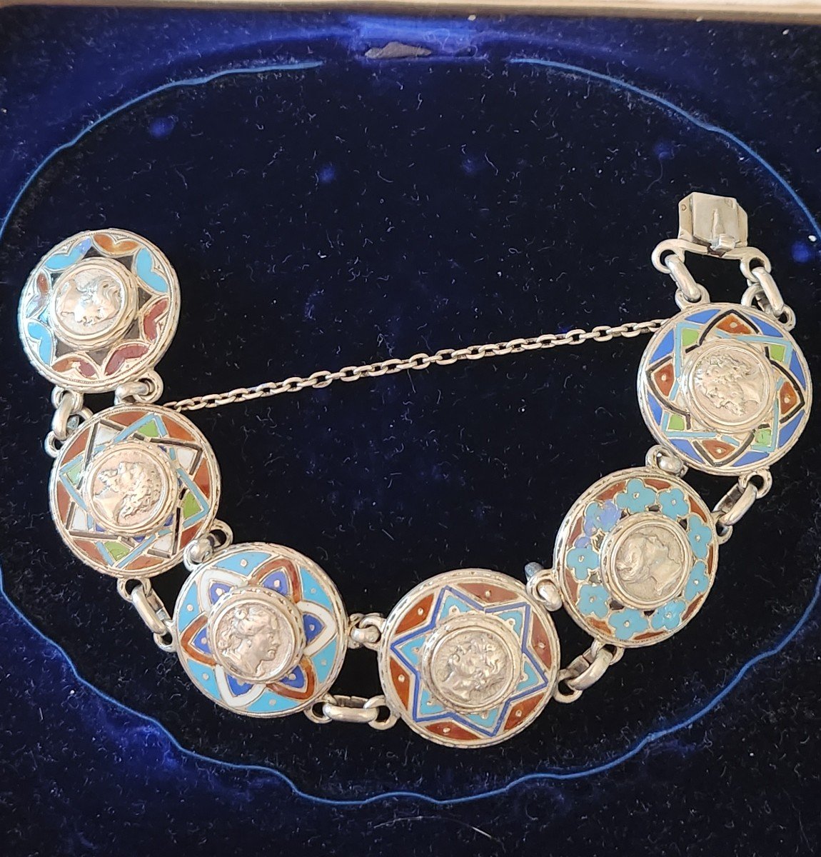 Enameled Silver Bracelet Set With Antique Portraits 19 Eme