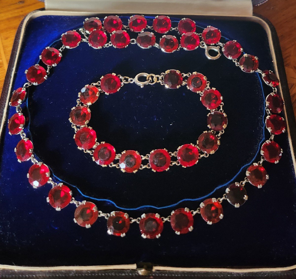 Red Crystal Necklace And Bracelet Set