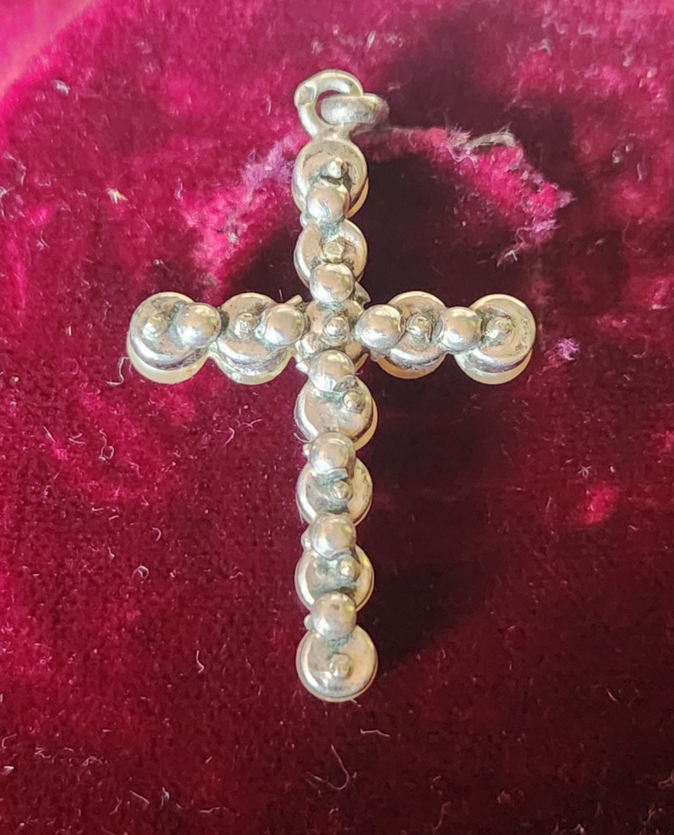 19th Century Silver And Pearl Cross -photo-2
