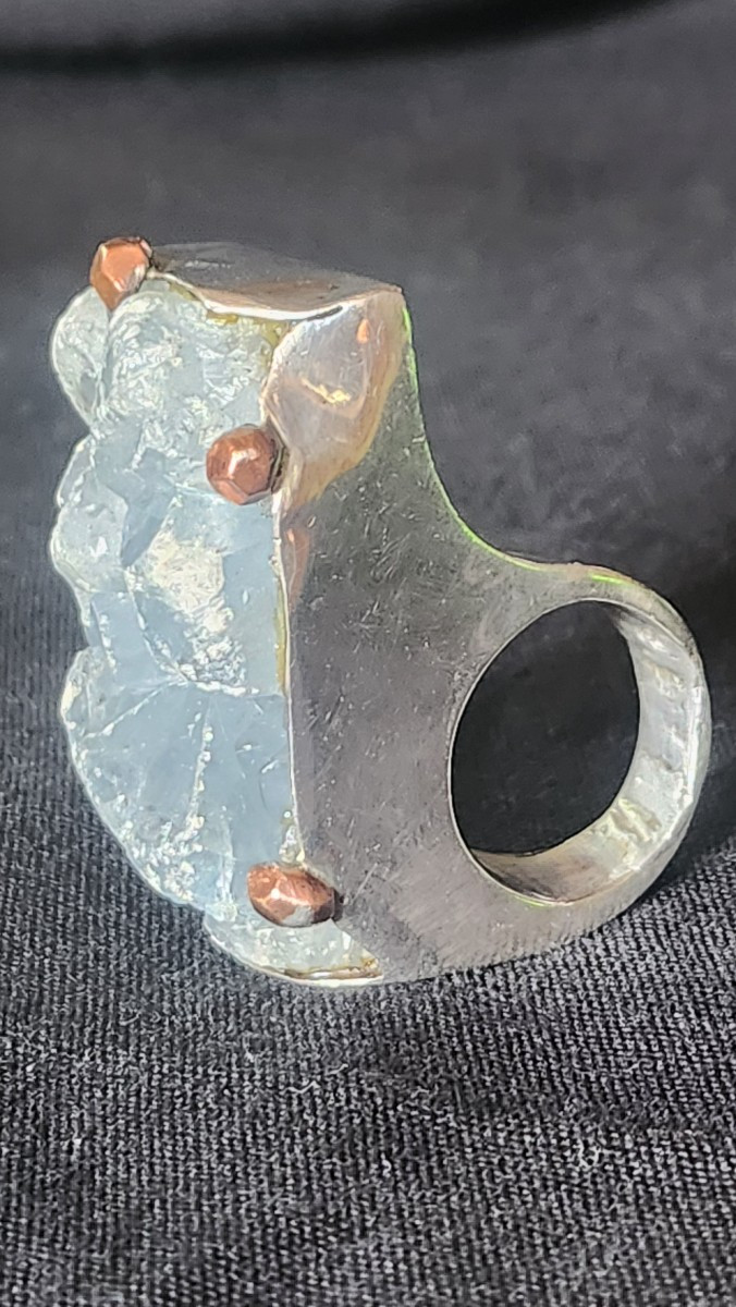 Bague d artiste en argent et celestine vers 1970
