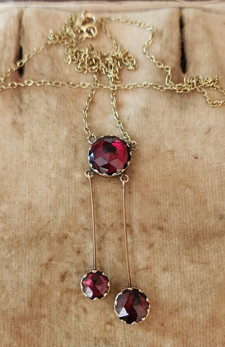 Collier négligé en or et grenats -photo-1