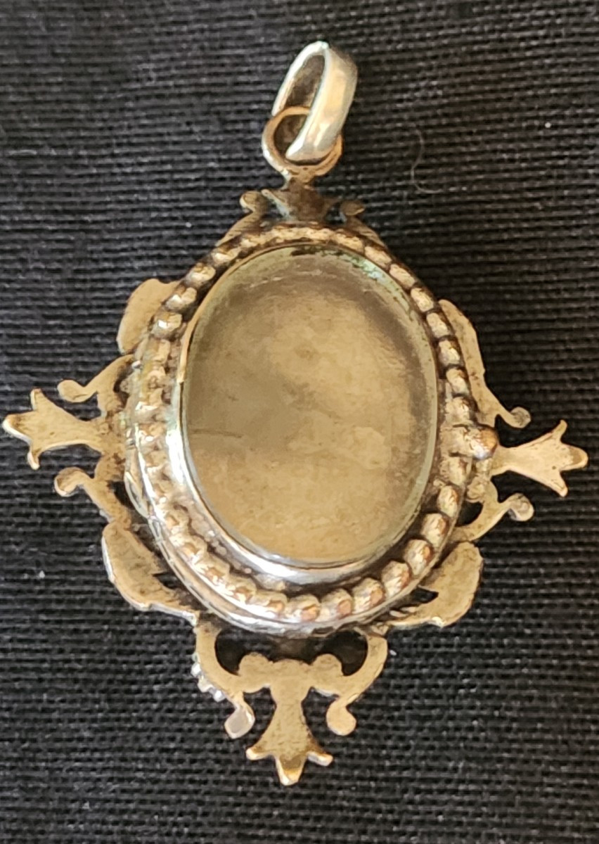 Pendentif Reliquaire sertie de saphiret 19 ème siècle -photo-3