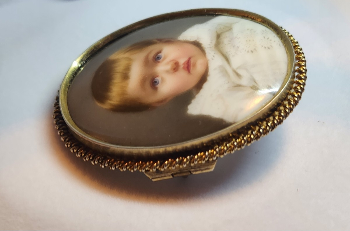 Broche portrait enfant miniature sur porcelaine 19 ème siècle -photo-4