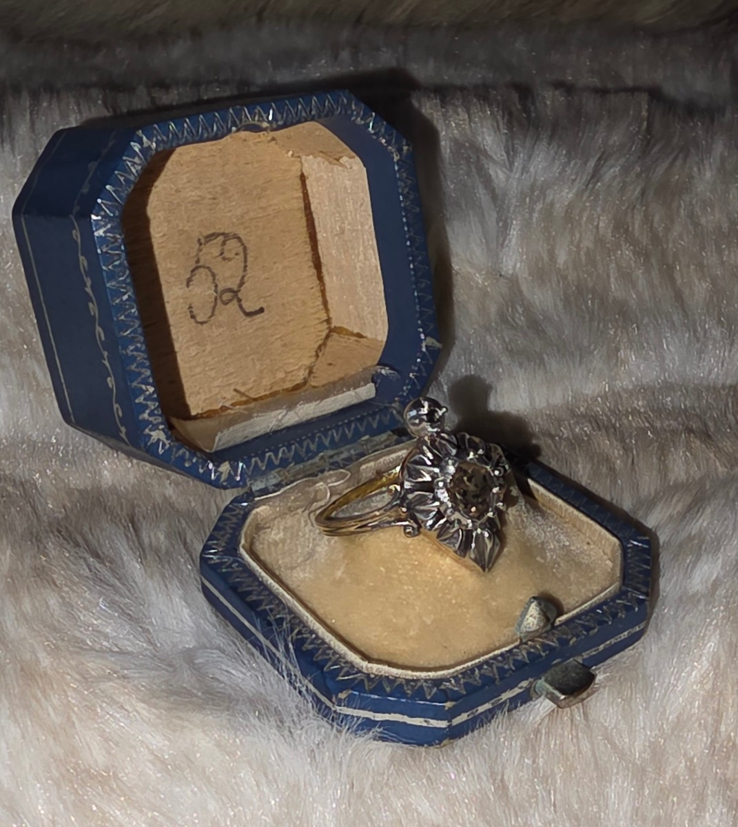 18th Century Gold, Silver, And Diamond Blessing Heart Ring-photo-3