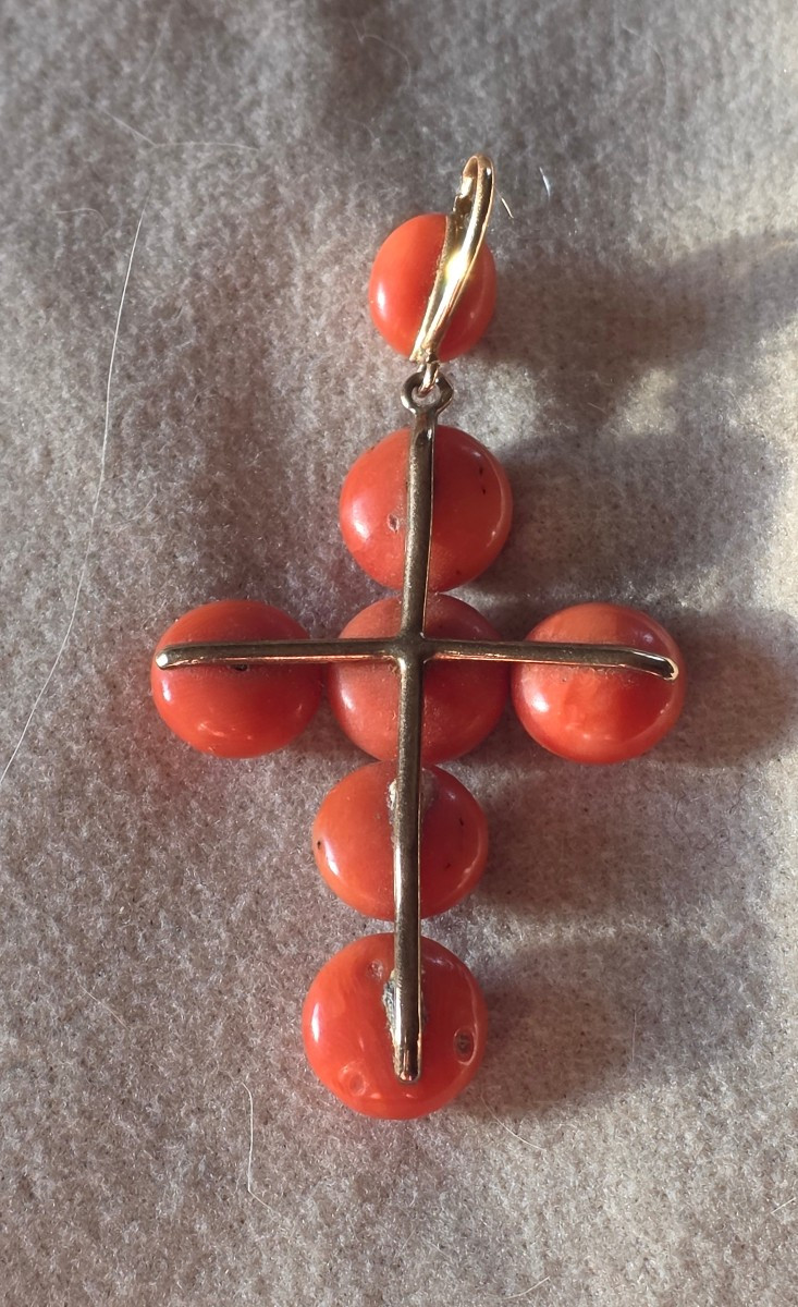 Croix en demi perles de corail 19 eme-photo-3