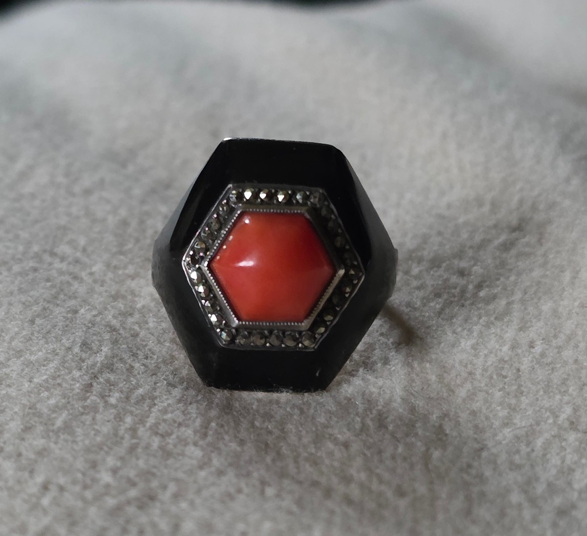 Bague en argent laque noir et corail  1930-photo-3