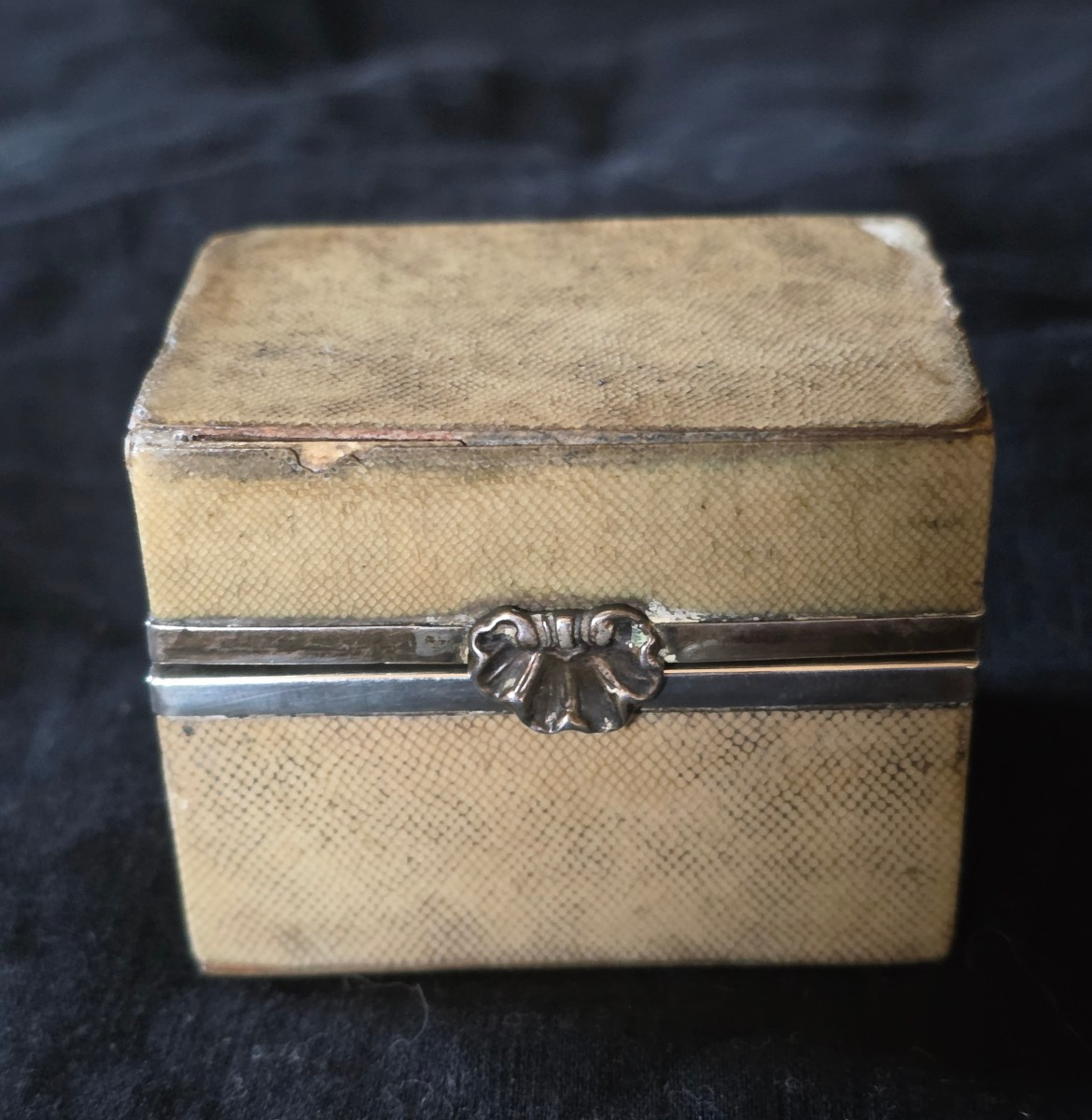 Shagreen And Silver Scented Dressing Table, 18th Century-photo-1