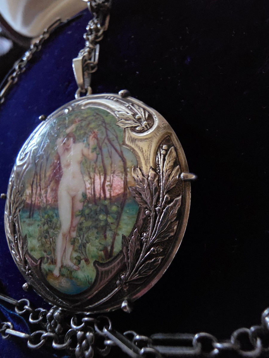 Enamelled Silver Pendant Of A Woman In A Clearing And Her Art Nouveau Sautoir Necklace-photo-4