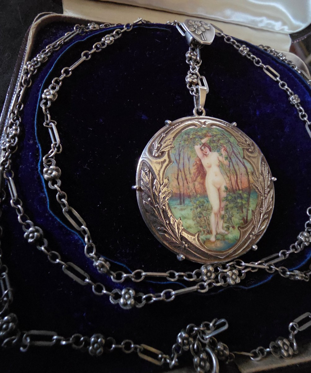 Enamelled Silver Pendant Of A Woman In A Clearing And Her Art Nouveau Sautoir Necklace-photo-1