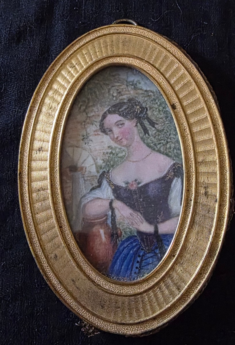 Miniature Woman With A Jug, 18th Century-photo-2