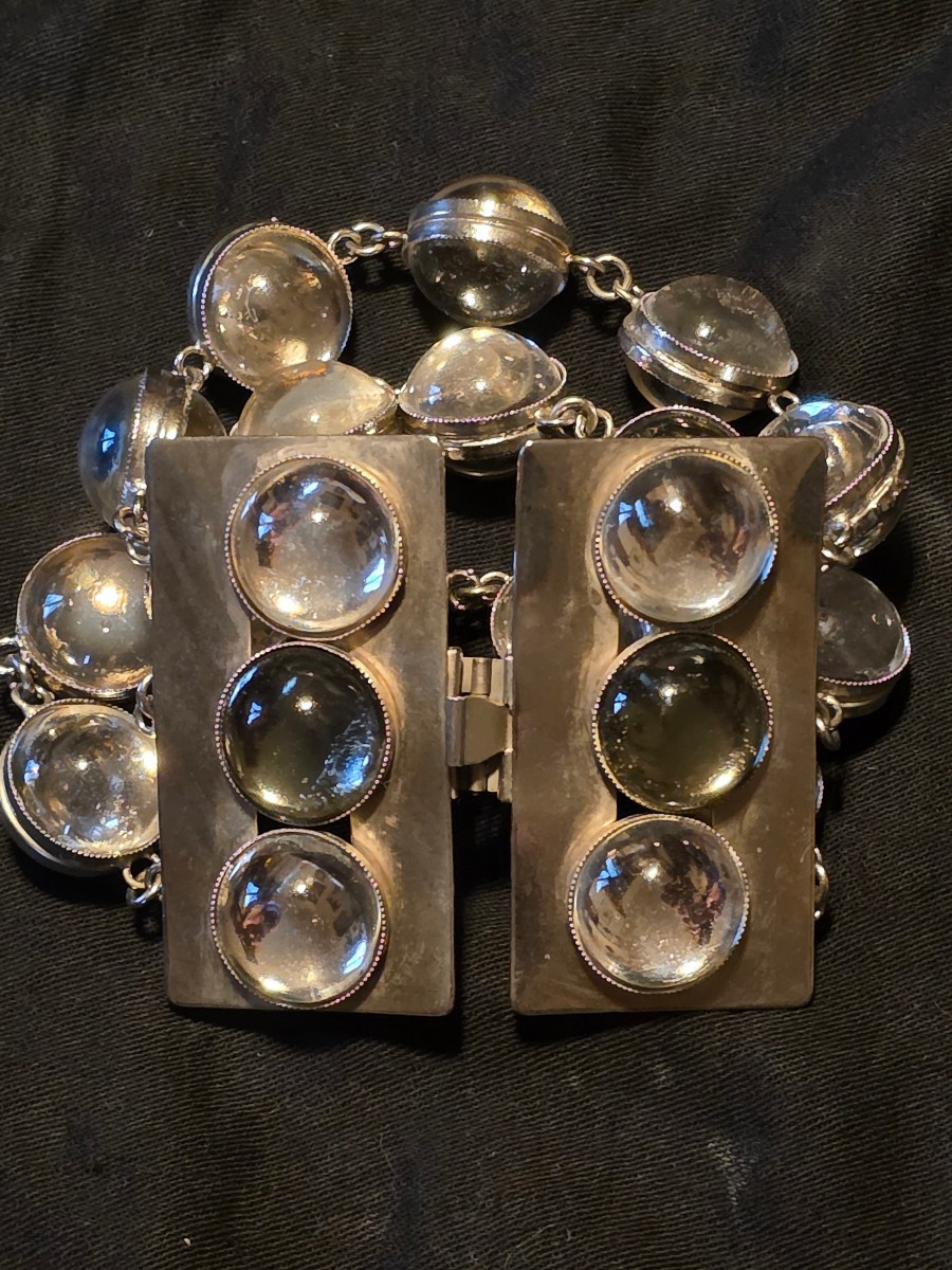 Bracelet d artiste en chrome et boules de cristal  vers 1960