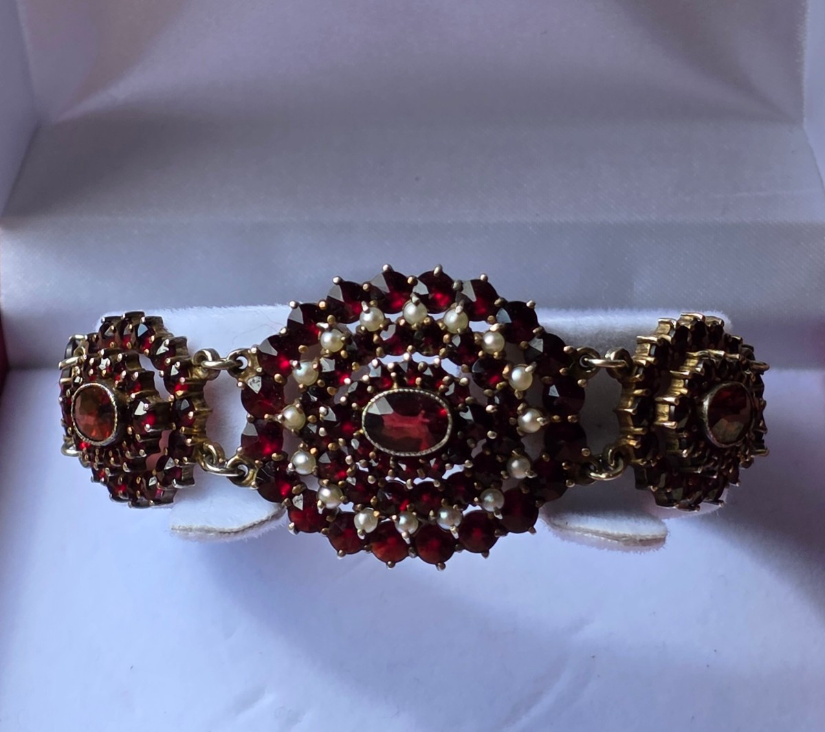 Bracelet en vermeil grenats et perles
