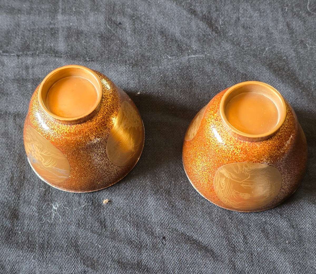 Pair Of Gold And Silver Lacquer Sake Bowls 19th Century-photo-4