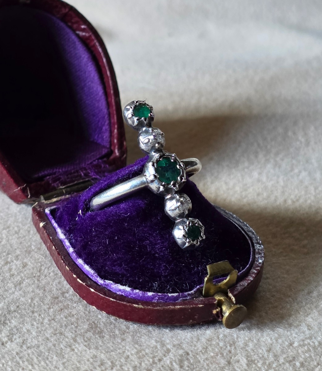 Bague en argent emeraude et diamant  début 19 ème.siecle-photo-1