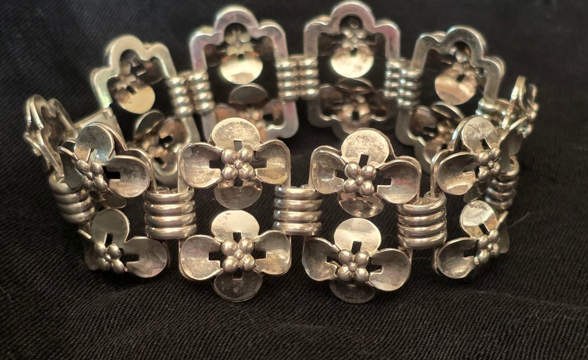Bracelet articulé trèfle a 4 feuilles en argent