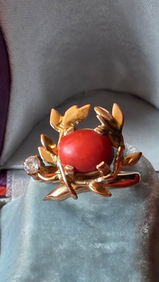 Bague couronne de feuilles or et corail
