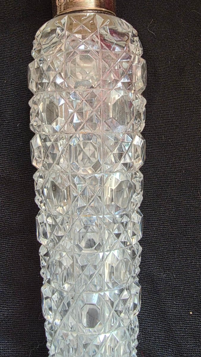 Large Crystal And Silver Bottle In Its Case-photo-1