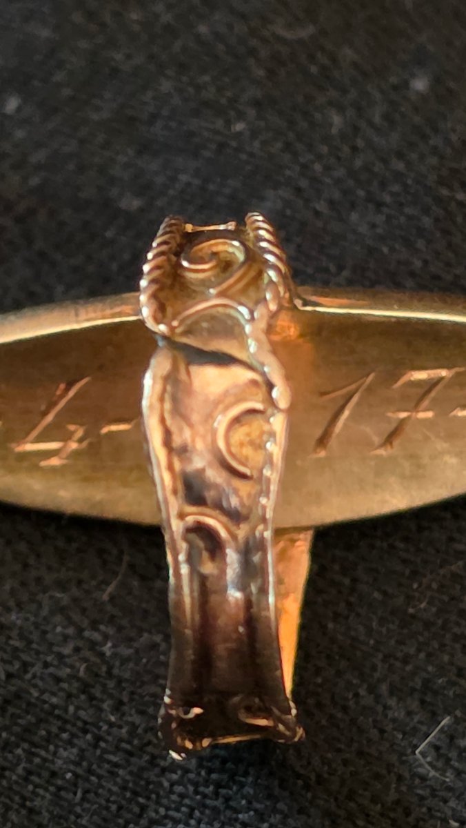 18 K Gold Ring Marquise  With Garnet 20 Th Century -photo-4
