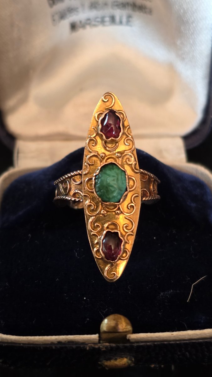 18 K Gold Ring Marquise  With Garnet 20 Th Century 