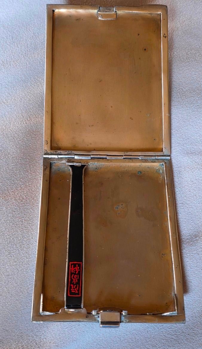 Art Deco-style Black Lacquer Cigarette Case-photo-1