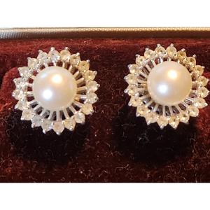 Pair Of Gold Ear Studs With Diamonds And Pearl 
