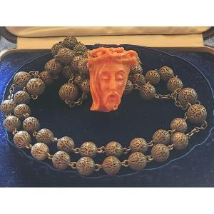 Collier  tete de christ en corail et perles d argent 17 ème siècle 