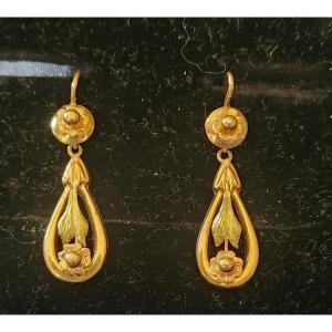 Boucle d oreille  trembleuse  en or 19 eme siecle 