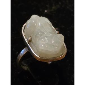Silver And Jade Ring Carved With A "foo Dog"