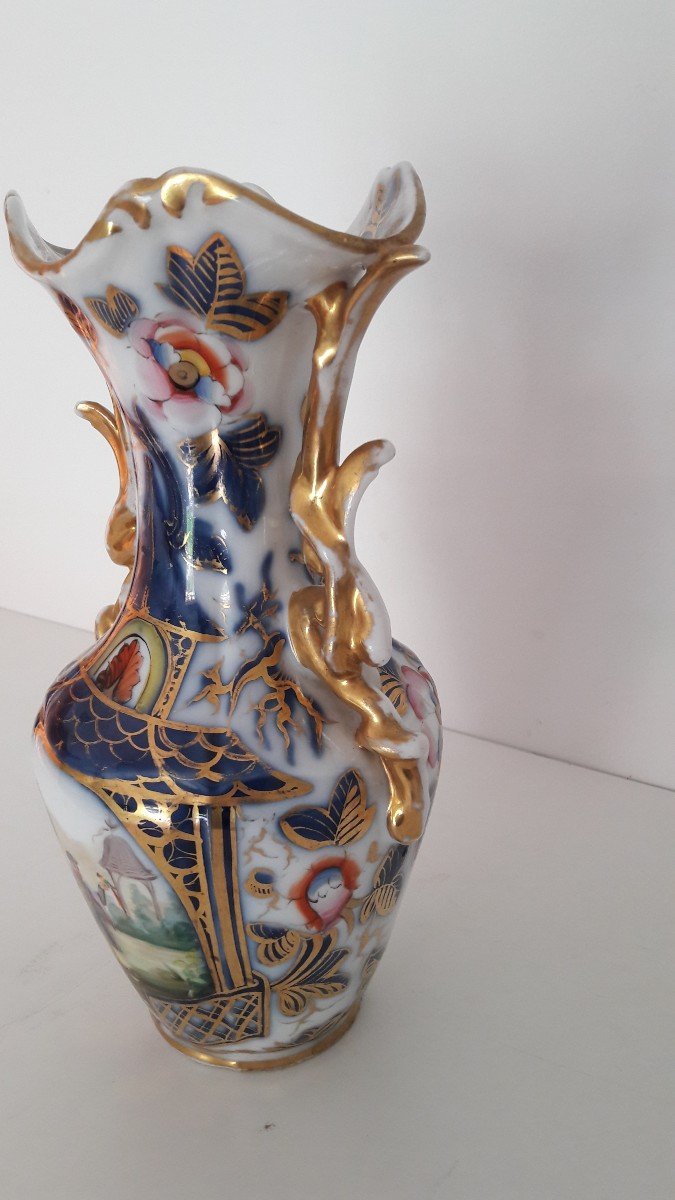 Bayeux Porcelain Vase-photo-3