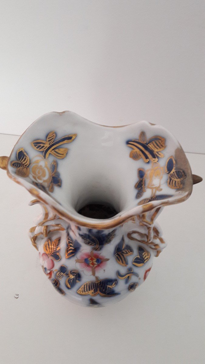 Bayeux Porcelain Vase-photo-1