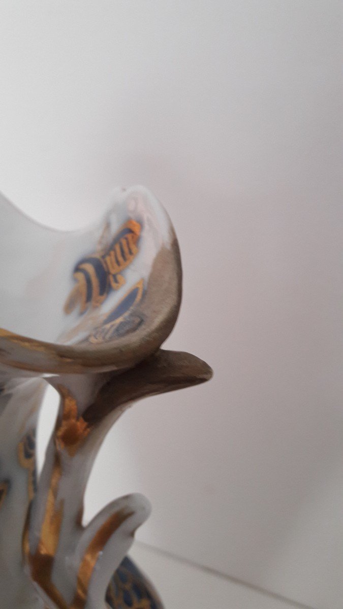 Bayeux Porcelain Vase-photo-3