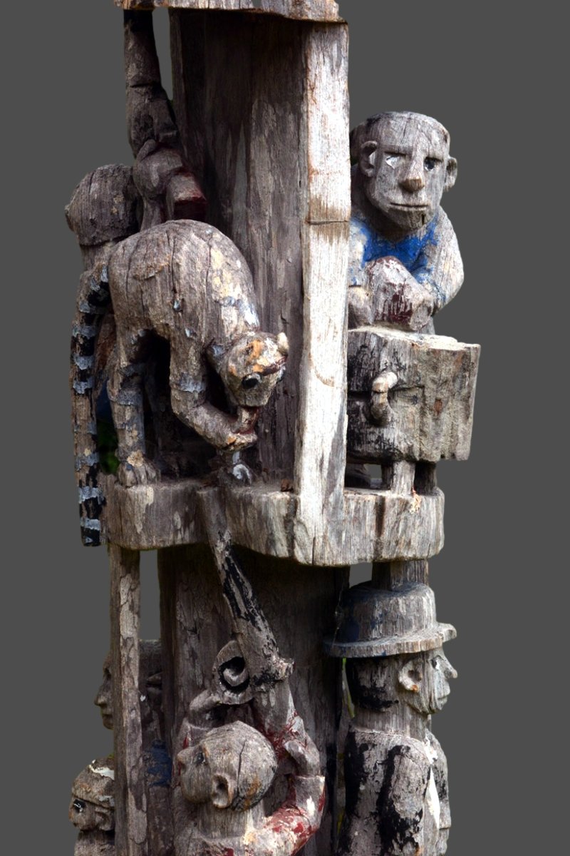 Malagasy Sakalave Post, Breton Collection.-photo-2