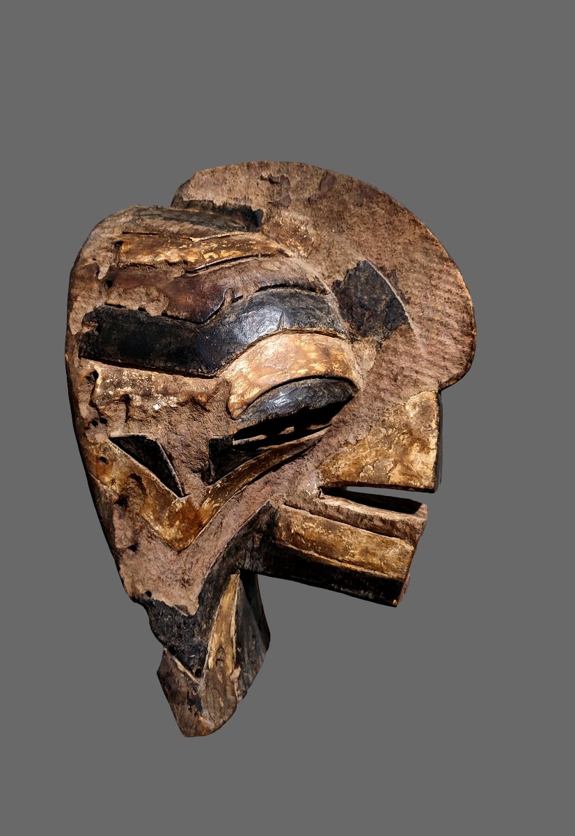 Masque Kifwebe provenance galerie Pierre Vérité Songye ou Basonge au Zaire-photo-1