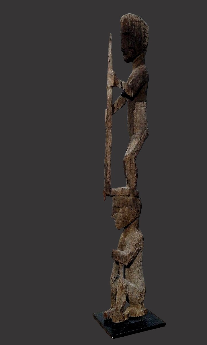 Statue Poteau Petites îles de la Sonde - Indonésie Elément de proue