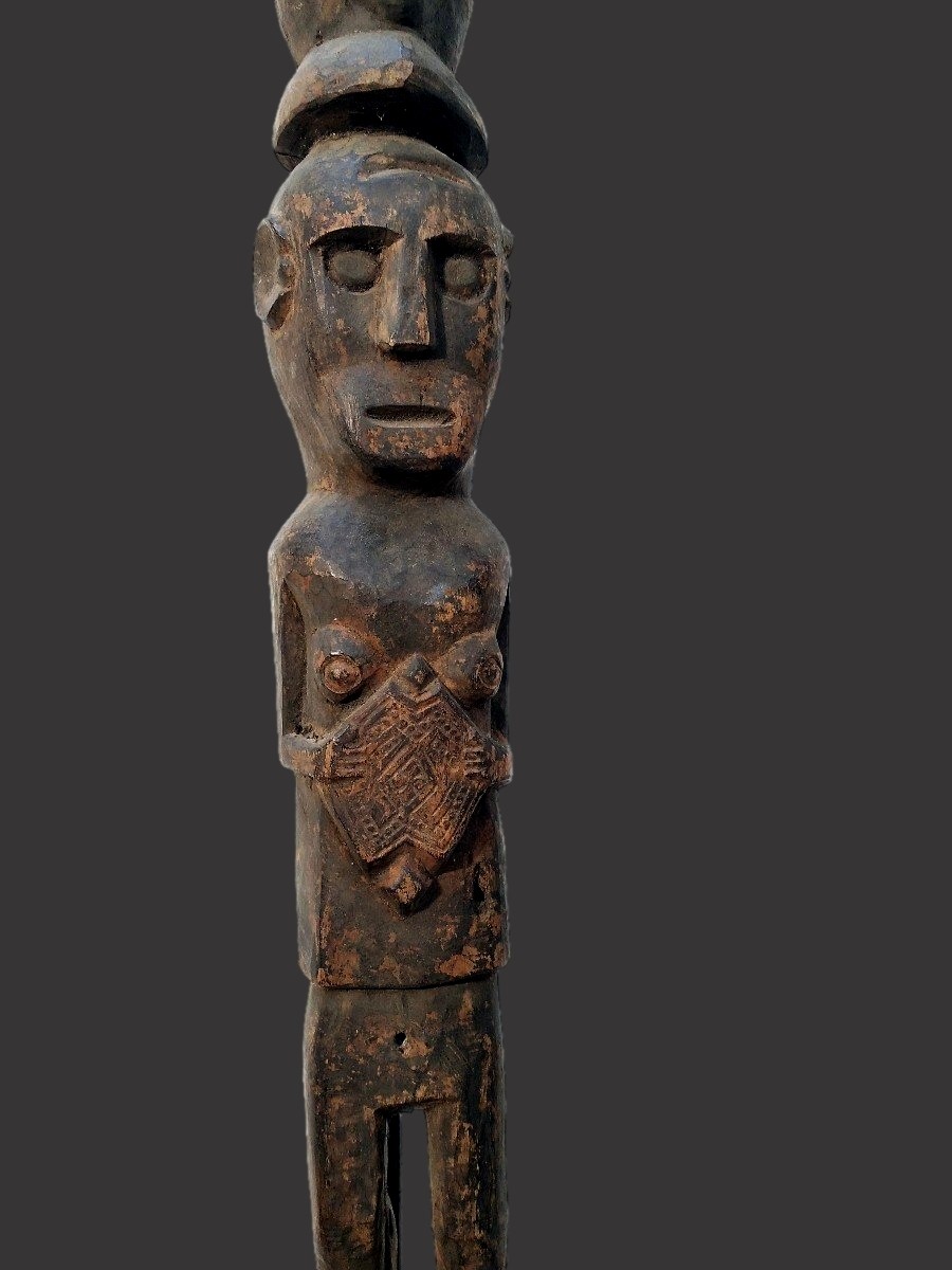 Statue Pole Timor Indonesia Head Cutter-photo-2