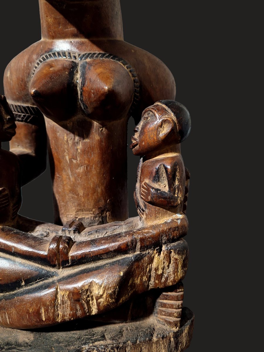figure statue de maternité Yombé Phemba  Kongo république démocratique du Congo-photo-2