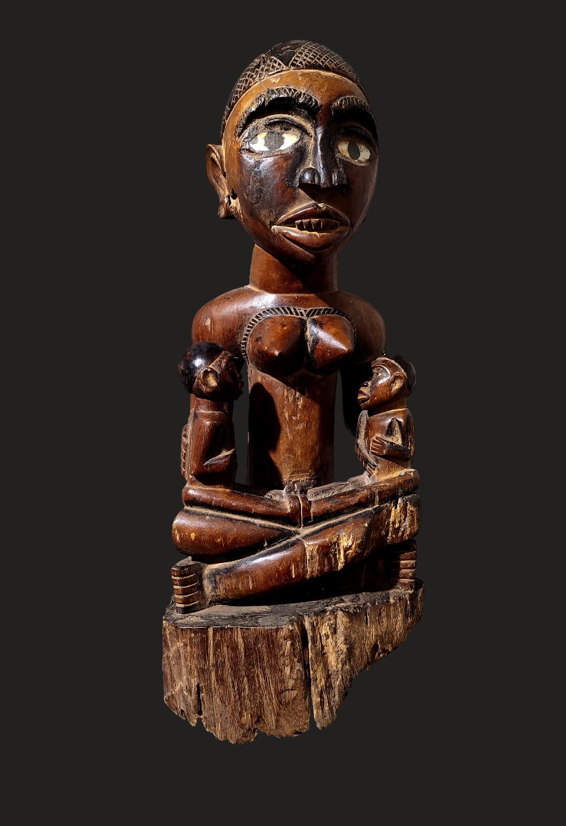 figure statue de maternité Yombé Phemba  Kongo république démocratique du Congo-photo-3