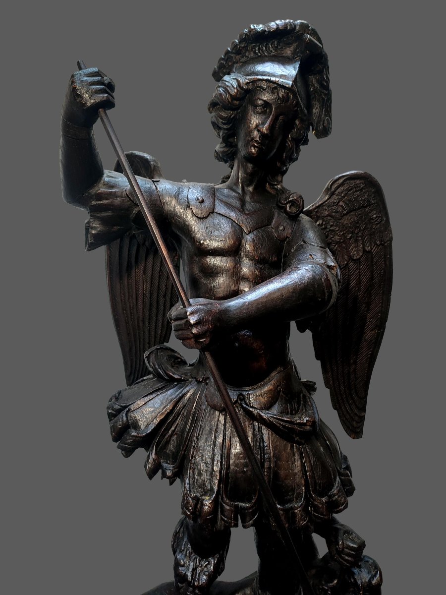 Grande statue de l'archange St Michel tuant le diable 17eme siecle -photo-2