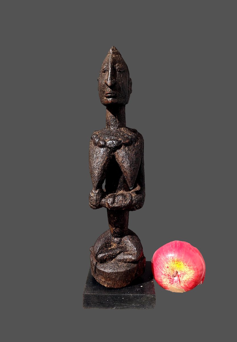 Statue d'autel Dogon du Mali maternité importante patine sacrificielle-photo-2