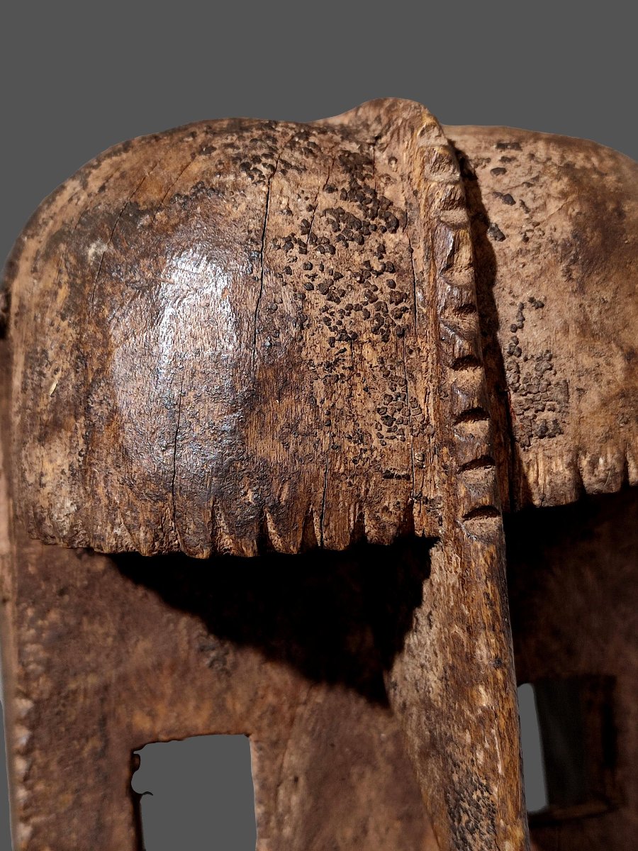 Cubist Portrait Mask From The Dogon People Of Mali -photo-1