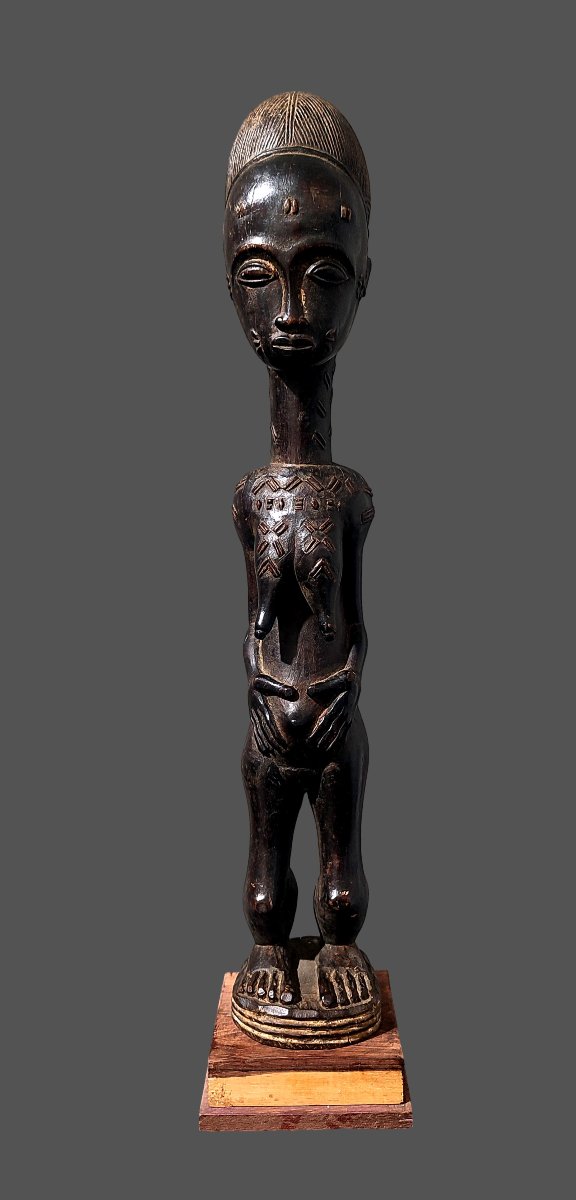 Female Baoulé Statue, Blolo-bla, Ivory Coast.
