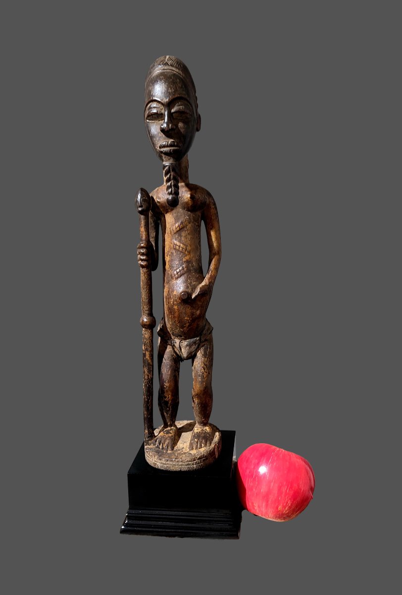 Baoulé Statue Of A Dignitary From Côte d'Ivoire-photo-3