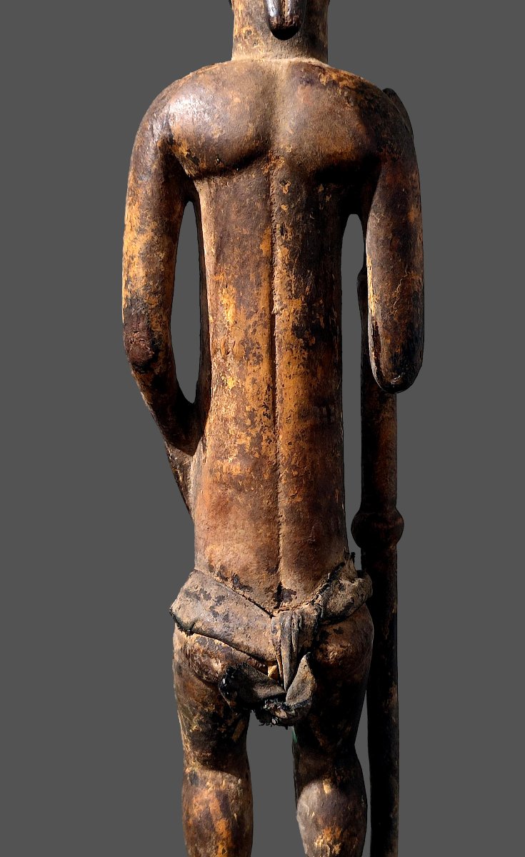 Baoulé Statue Of A Dignitary From Côte d'Ivoire-photo-1