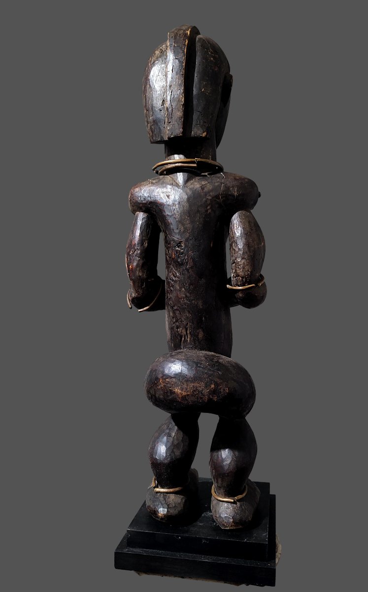 Fang Byeri Statue, Guardian Of The Reliquary, Ngumba, Southern Cameroon-photo-1