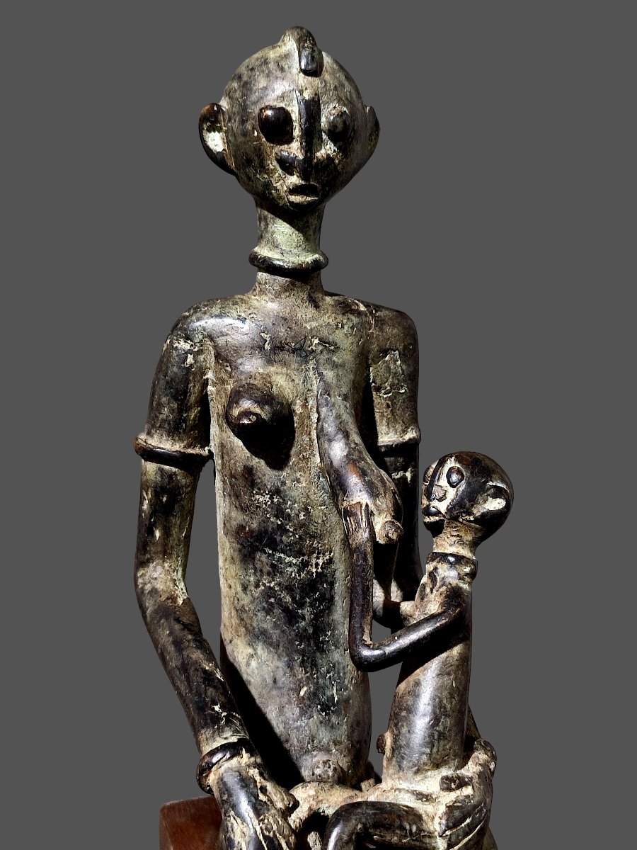Dogon Bronze Seated Pregnant Woman, Mali -photo-4