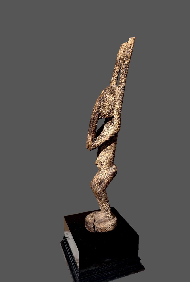 Dogon Altar Statue From Mali, 4 Arms, Sacrificial Patina